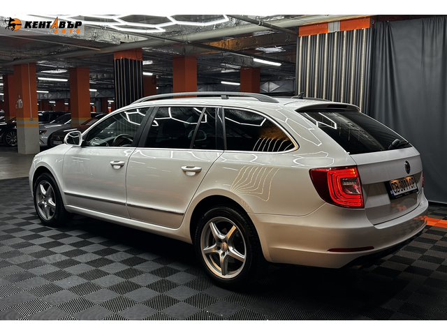 Skoda Superb 2.0i 200 к.с./ГАРАНЦИЯ - автомобили, коли, обяви за нови и употребявани 5