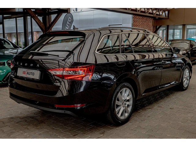 Skoda Superb 2.0TDI/4X4/AirCare/Подгрев/Дистроник/Ambition - автомобили, коли, обяви за нови и употребявани 5