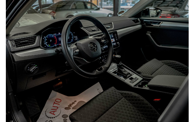 Skoda Superb 2.0TDI/4X4/AirCare/Подгрев/Дистроник/Ambition - автомобили, коли, обяви за нови и употребявани 7