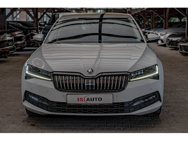 Skoda superb 2.0TDI/DSG/4X4/Virtual/Ambient/Камера/Memory/ - автомобили, коли, обяви за нови и употребявани 0