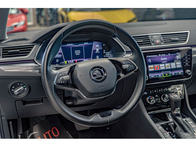 Skoda superb 2.0TDI/DSG/4X4/Virtual/Ambient/Камера/Memory/ - автомобили, коли, обяви за нови и употребявани 12