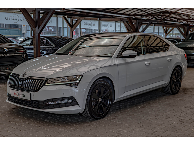 Skoda superb 2.0TDI/DSG/4X4/Virtual/Ambient/Камера/Memory/ - автомобили, коли, обяви за нови и употребявани 2