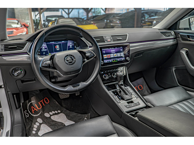 Skoda superb 2.0TDI/DSG/4X4/Virtual/Ambient/Камера/Memory/ - автомобили, коли, обяви за нови и употребявани 9