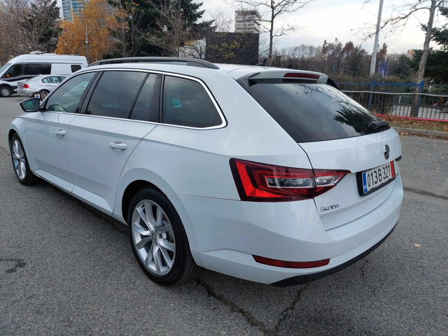 Skoda Superb 2, 0TDI 190ps 4x4 - автомобили, коли, обяви за нови и употребявани 4