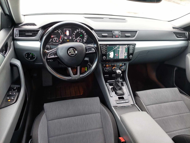 Skoda Superb 2, 0TDI 190ps 4x4 - автомобили, коли, обяви за нови и употребявани 5