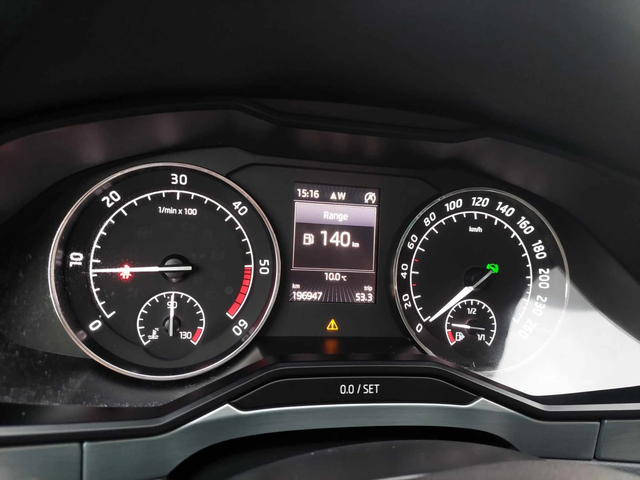 Skoda Superb 2, 0TDI 190ps 4x4 - автомобили, коли, обяви за нови и употребявани 9