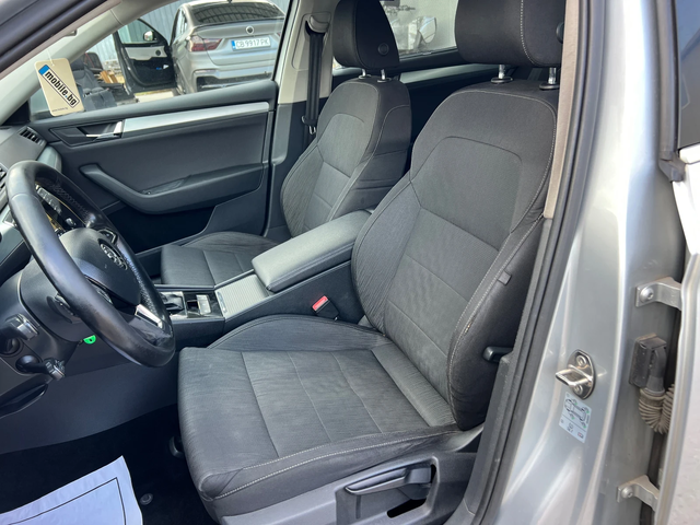 Skoda Superb 2.0 TDI-150к.с./Парктроник/Нави/Ел. Багажник/Euro6 - автомобили, коли, обяви за нови и употребявани 10