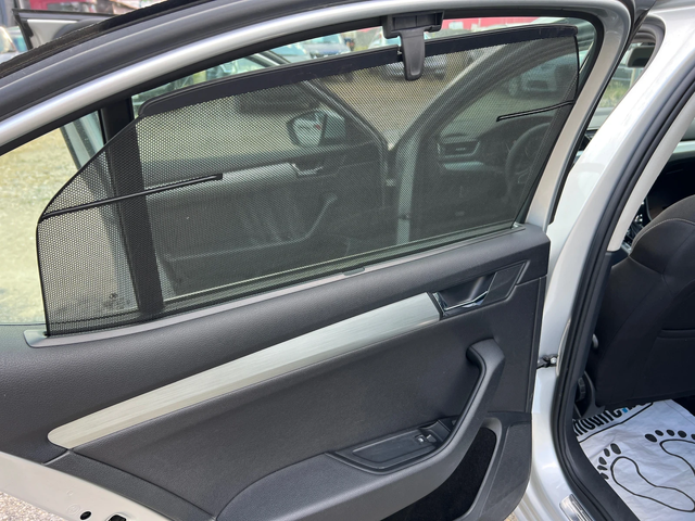 Skoda Superb 2.0 TDI-150к.с./Парктроник/Нави/Ел. Багажник/Euro6 - автомобили, коли, обяви за нови и употребявани 12