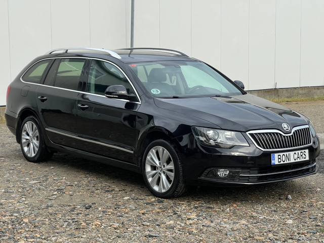 Skoda Superb 2.0TDI-140к.с./Памет/ Навигация/Кожа/Старт-стоп - автомобили, коли, обяви за нови и употребявани 2