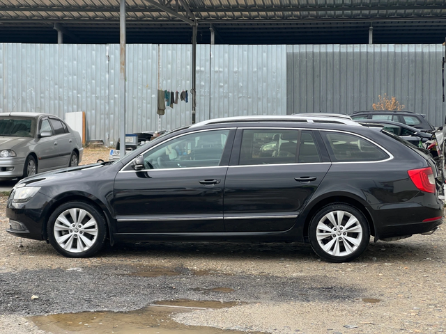 Skoda Superb 2.0TDI-140к.с./Памет/ Навигация/Кожа/Старт-стоп - автомобили, коли, обяви за нови и употребявани 7