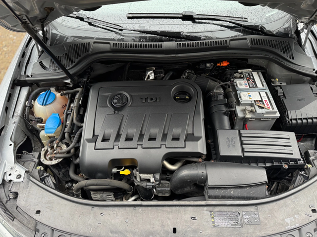 Skoda Superb 2.0TDI-DSG-NAVI-кожа - автомобили, коли, обяви за нови и употребявани 11