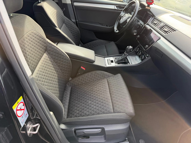 Skoda Superb 2.0 TDI -6 БРОЯ - автомобили, коли, обяви за нови и употребявани 10