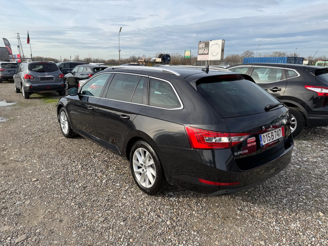 Skoda Superb 2.0 TDI -6 БРОЯ - автомобили, коли, обяви за нови и употребявани 6