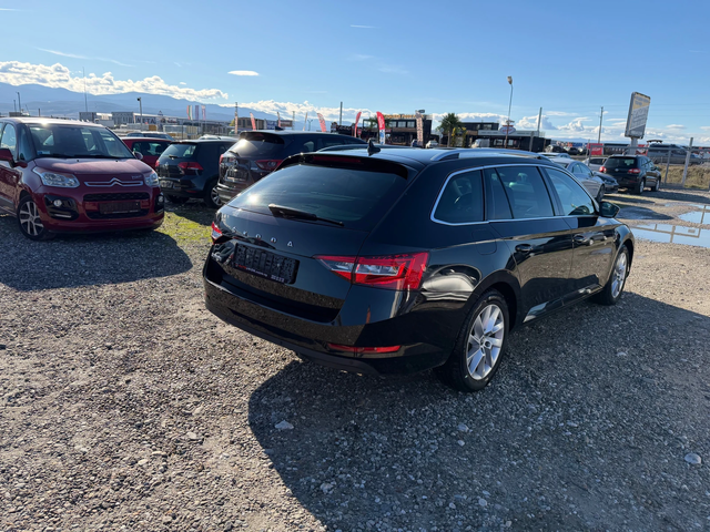 Skoda Superb 2.0 TDI - автомобили, коли, обяви за нови и употребявани 4