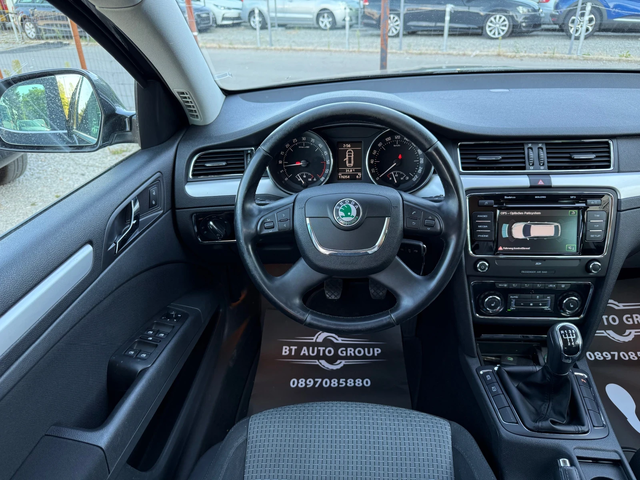 Skoda Superb 1.6TDI 105HP - автомобили, коли, обяви за нови и употребявани 9