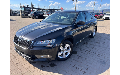 skoda-superb - 0