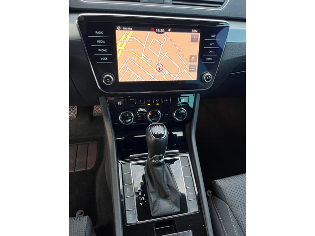 Skoda Superb 2.0TDI 190kc 4x4 Facelift - автомобили, коли, обяви за нови и употребявани 10