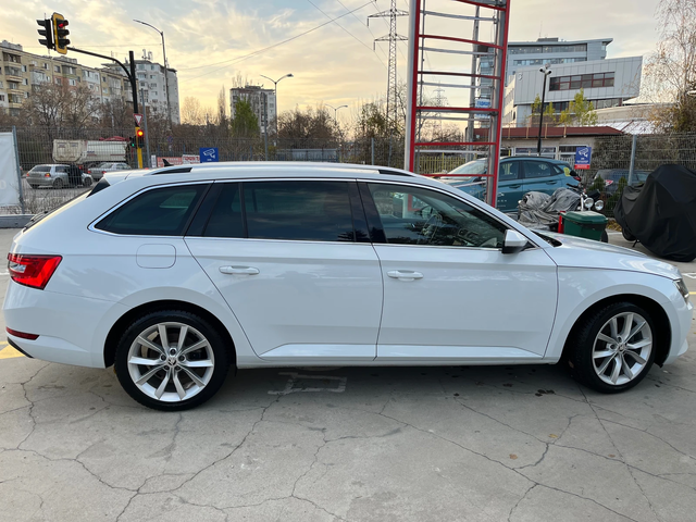 Skoda Superb 2.0TDI 190kc 4x4 Facelift - автомобили, коли, обяви за нови и употребявани 5