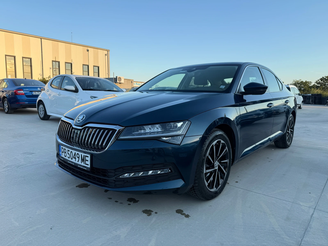 Skoda Superb С-Гаранция-2.0-A/T - автомобили, коли, обяви за нови и употребявани 0