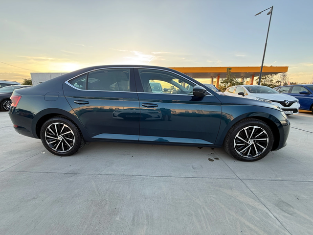 Skoda Superb С-Гаранция-2.0-A/T - автомобили, коли, обяви за нови и употребявани 5