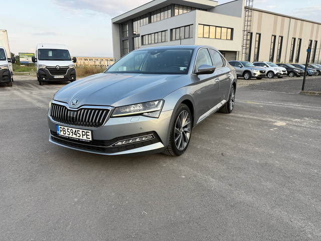 Skoda Superb ГАРАНЦИЯ , DIGITAL , 2.0 A/T - автомобили, коли, обяви за нови и употребявани 0