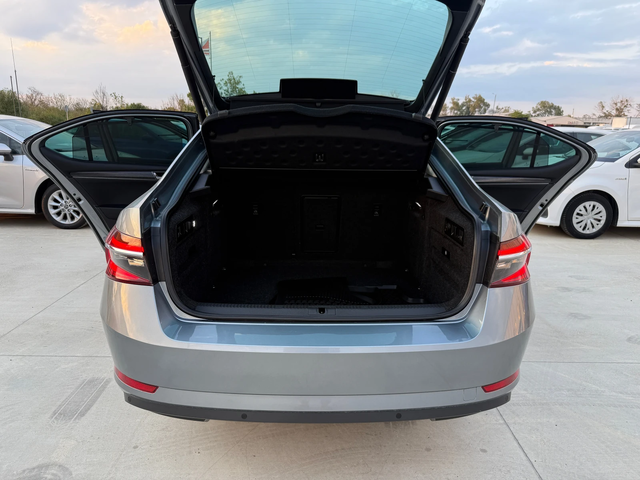 Skoda Superb ГАРАНЦИЯ , DIGITAL , 2.0 A/T - автомобили, коли, обяви за нови и употребявани 10