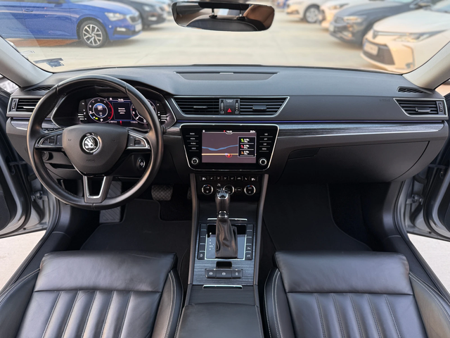 Skoda Superb ГАРАНЦИЯ , DIGITAL , 2.0 A/T - автомобили, коли, обяви за нови и употребявани 13