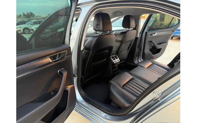 Skoda Superb ГАРАНЦИЯ , DIGITAL , 2.0 A/T - автомобили, коли, обяви за нови и употребявани 9