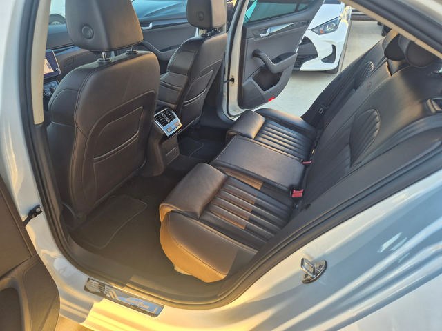 Skoda Superb L/K-4х4-190-А/Т - автомобили, коли, обяви за нови и употребявани 11