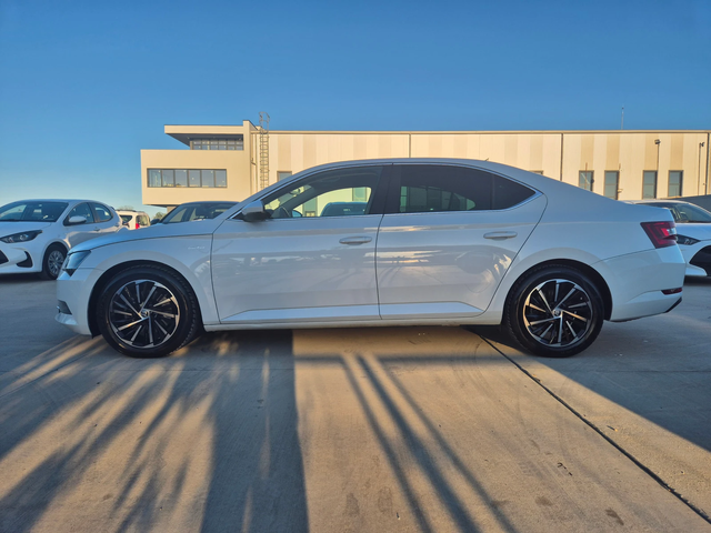 Skoda Superb L/K-4х4-190-А/Т - автомобили, коли, обяви за нови и употребявани 1