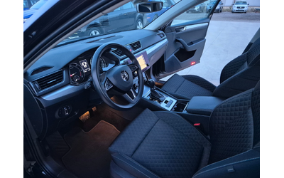 Skoda Superb С-Гаранция-4Х4 -А/Т -190кс - автомобили, коли, обяви за нови и употребявани 12