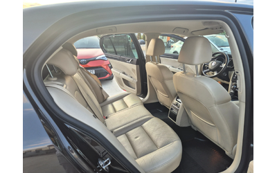 Skoda Superb 3.6 V6 4x4 Laurin & Klement - автомобили, коли, обяви за нови и употребявани 9
