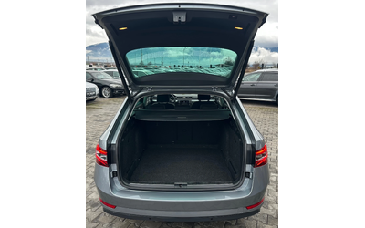 Skoda Superb 2.0TDI* 150kc* LED* NAVI* D&G* TOP* - автомобили, коли, обяви за нови и употребявани 16