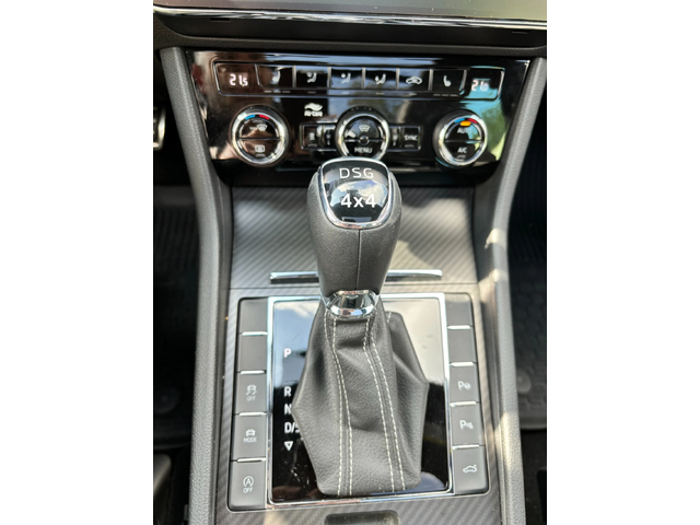 Skoda Superb 2, 0 TSI Sportline - автомобили, коли, обяви за нови и употребявани 12