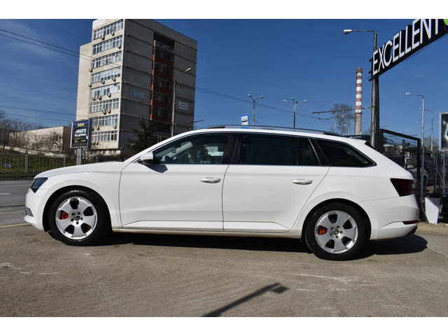 Skoda Superb 2.0ТFSI* COMFORT - автомобили, коли, обяви за нови и употребявани 2