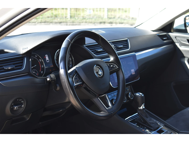 Skoda Superb 2.0ТFSI* COMFORT - автомобили, коли, обяви за нови и употребявани 9