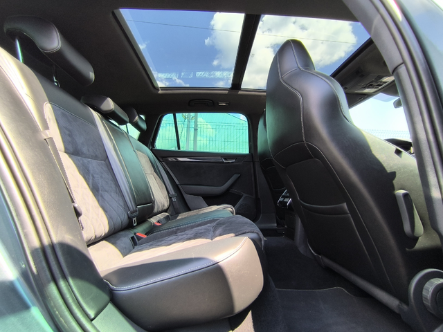 Skoda Superb 4x4 Sport line - автомобили, коли, обяви за нови и употребявани 13