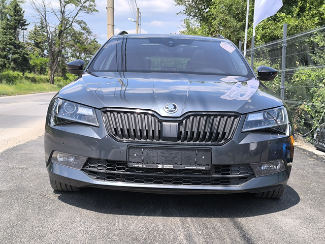 Skoda Superb 4x4 Sport line - автомобили, коли, обяви за нови и употребявани 1