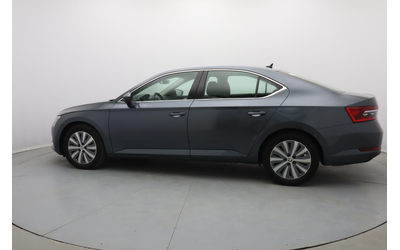 Skoda Superb - автомобили, коли, обяви за нови и употребявани 12