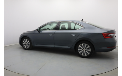 Skoda Superb - автомобили, коли, обяви за нови и употребявани 13