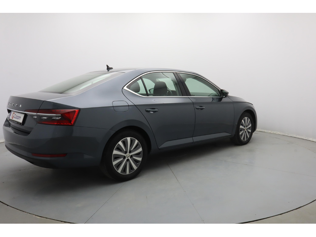 Skoda Superb - автомобили, коли, обяви за нови и употребявани 25