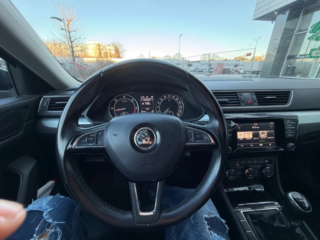 Skoda Superb Ръчка* LED* XENON* Дизел - автомобили, коли, обяви за нови и употребявани 10