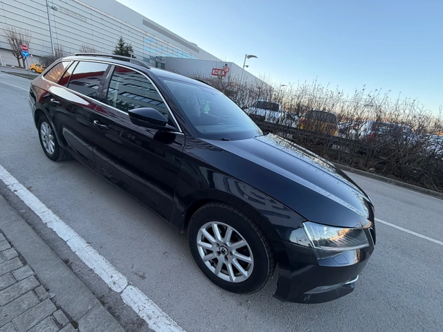 Skoda Superb Ръчка* LED* XENON* Дизел - автомобили, коли, обяви за нови и употребявани 3