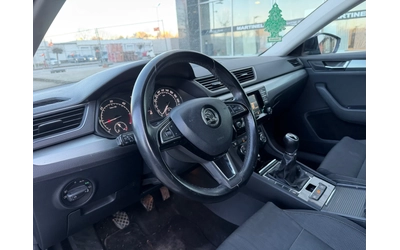 Skoda Superb Ръчка* LED* XENON* Дизел - автомобили, коли, обяви за нови и употребявани 9
