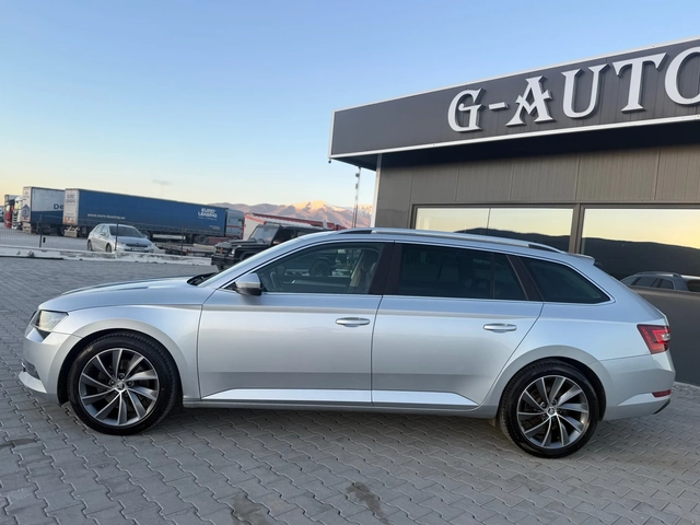 Skoda Superb 2.0TDI DSG Собствен лизинг !!! - автомобили, коли, обяви за нови и употребявани 7