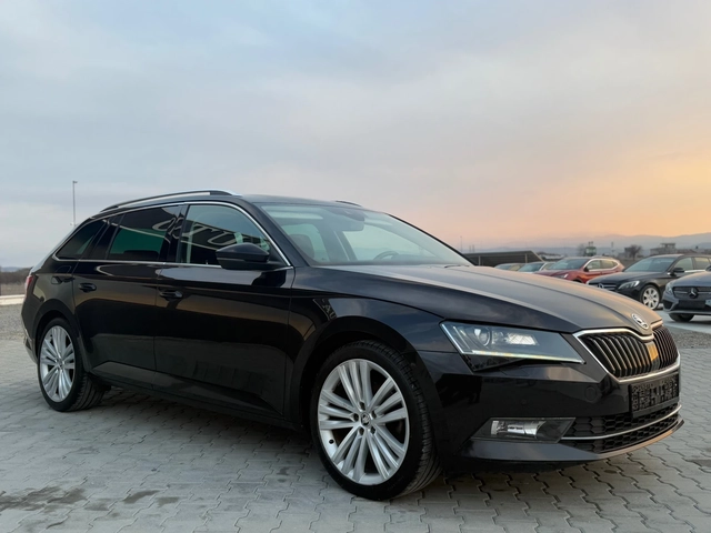 Skoda Superb 2.0TDI 150 ks Собствен лизинг - автомобили, коли, обяви за нови и употребявани 2