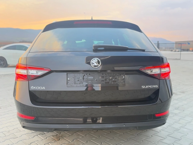 Skoda Superb 2.0TDI 150 ks Собствен лизинг - автомобили, коли, обяви за нови и употребявани 5