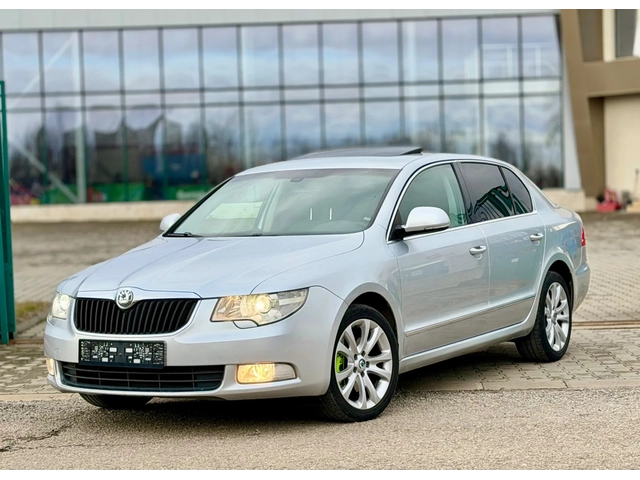 Skoda Superb 2.0TDi~170hp~4x4~XENON~NAVI~КОЖА - автомобили, коли, обяви за нови и употребявани 0