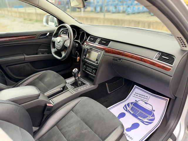 Skoda Superb 2.0TDi~170hp~4x4~XENON~NAVI~КОЖА - автомобили, коли, обяви за нови и употребявани 12