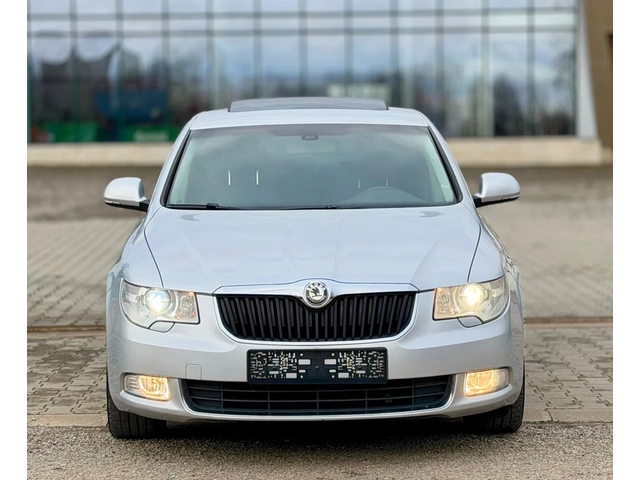 Skoda Superb 2.0TDi~170hp~4x4~XENON~NAVI~КОЖА - автомобили, коли, обяви за нови и употребявани 1